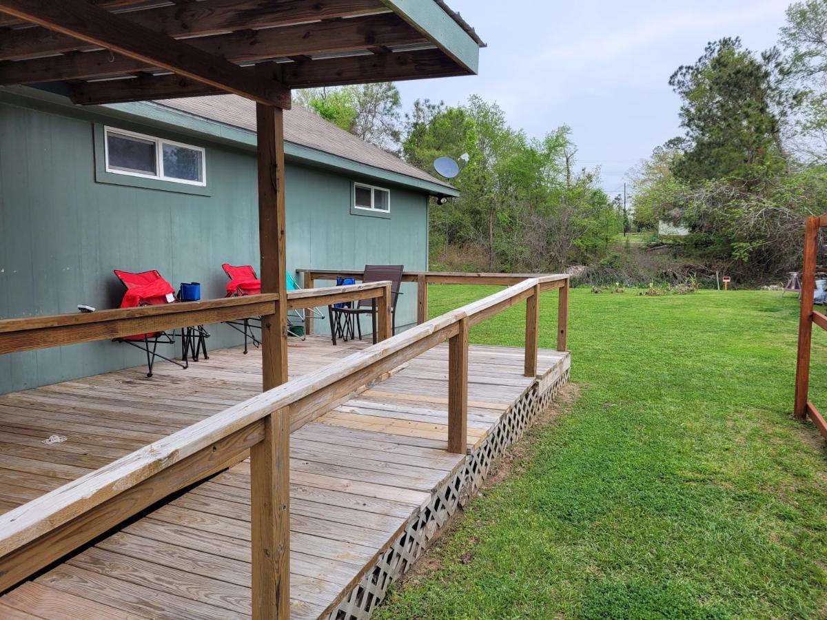 Tesla'S Lake Escape Onalaska Exterior foto